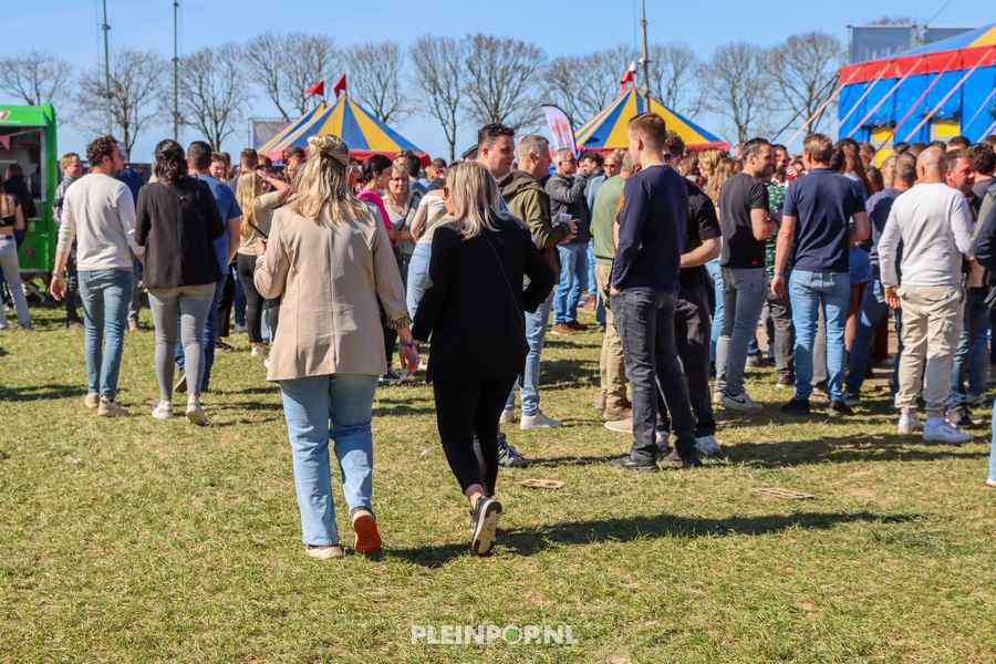 Sfeer Pleinpop Zondag (28)